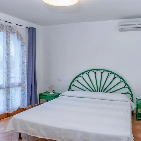 A Un Passo Dal Mare -trilocale Baia Con Vista Mare *