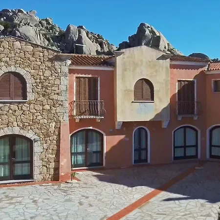Apartmán A Un Passo Dal Mare -trilocale Baia Con Vista Mare Buoncammino