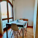 Lägenhet Accogliente Con Vista Mare