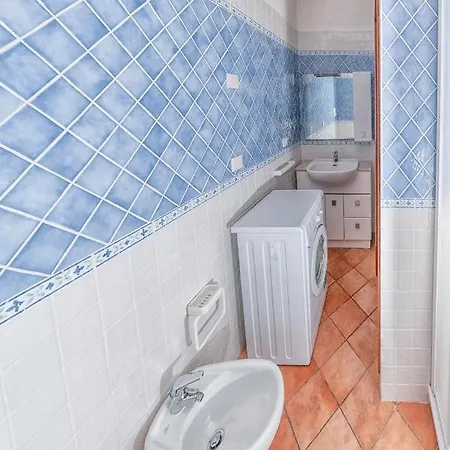 شقة A Un Passo Dal Mare -trilocale Baia Con Vista Mare Buoncammino