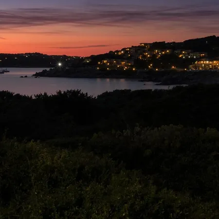 Appartement A Un Passo Dal Mare -trilocale Baia Con Vista Mare